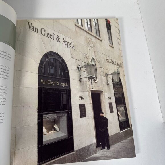 Van Cleef & Arpels Centennial Tribute • Christie’s Auction Catalog Part I • Jewe - Picture 8 of 16